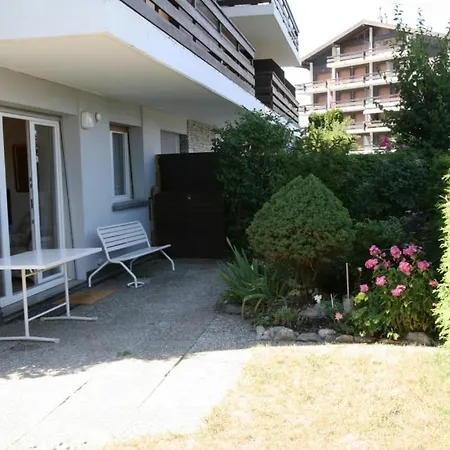 3 Pieces Cisalpina Apartment